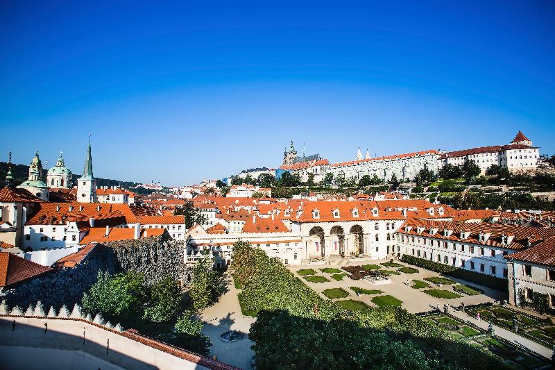 Luxury Family Hotel Royal Palace Prága Kültér fotó